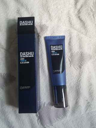 다슈코리아 다슈 맨즈 톤 업 비비로션 40ml — 4.33점을 준 리뷰어가 2018년 5월 올린 사용 사진