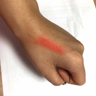 FM메이크업 벨벳 크리미 립스틱 05리얼코랄 — 3점을 준 리뷰어가 2018년 3월 올린 사용 사진