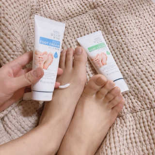 (주)에네스티 에네스티 수안수 실크스킨 풋크림 1+1 — 5점을 준 리뷰어가 2019년 11월 올린 사용 사진