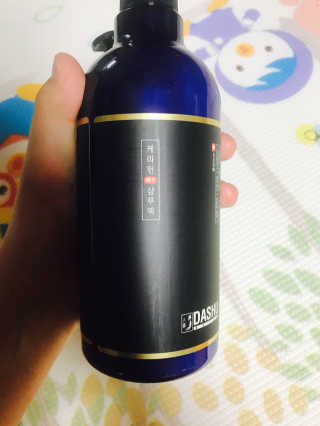 다슈코리아 다슈 데일리 한방 두피 골드 샴푸 500ml — 5점을 준 리뷰어가 2017년 6월 올린 사용 사진