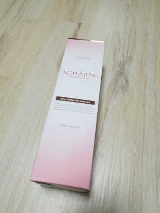 아쿠아큐링 아쿠아S링 퓨어리프레싱 헤어케어 500ml — 4.67점을 준 리뷰어가 2018년 7월 올린 사용 사진