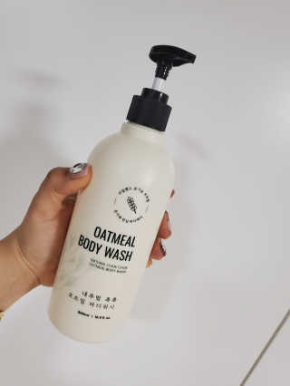 (주)에네스티 내추럴 촉촉  오트밀 바디워시 500ml — 2점을 준 리뷰어가 2020년 3월 올린 사용 사진