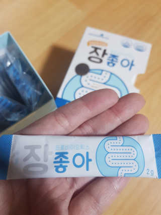 메이준뉴트리 모유유래 유산균 장좋아 2gx30포 — 5점을 준 리뷰어가 2020년 2월 올린 사용 사진