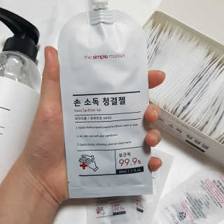 [더심플마켓] 손소독제 — 5점을 준 리뷰어가 2020년 3월 올린 사용 사진