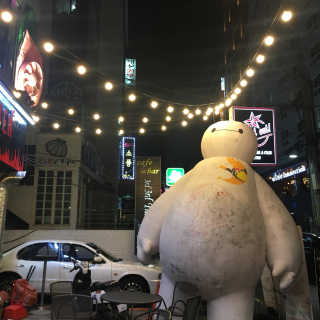 텍사스치킨[솔드아웃] [솔드아웃 서교동점] 바베큐 치킨 4개 中 택1 — 4.67점을 준 리뷰어가 2018년 9월 올린 사용 사진