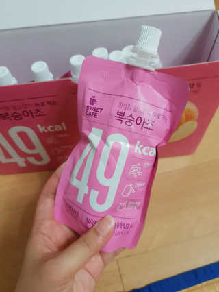스위트 카페 스위트카페 복숭아초,자몽초 — 4.83점을 준 리뷰어가 2018년 8월 올린 사용 사진