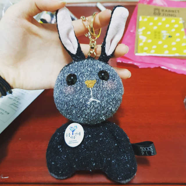 [DIY] 삑삑이 토끼 양말인형 키링 만들기+실+기부팔찌 리뷰 사진