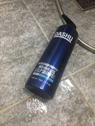 다슈코리아 다슈 데일리 단백질 한방 두피 골드 샴푸 500ml — 5점을 준 리뷰어가 2019년 12월 올린 사용 사진