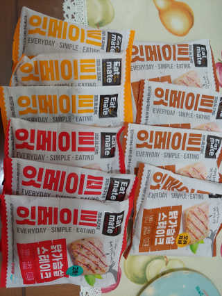 개근질마트 잇메이트 닭가슴살 스테이크 혼합 1kg — 4점을 준 리뷰어가 2019년 10월 올린 사용 사진