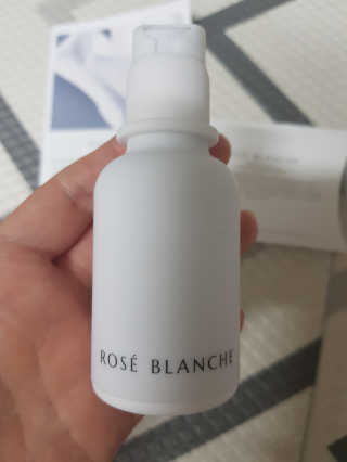 ROSE BLANCHE 로제블랑쉐 인텐시브 수딩 세럼 — 5점을 준 리뷰어가 2019년 7월 올린 사용 사진