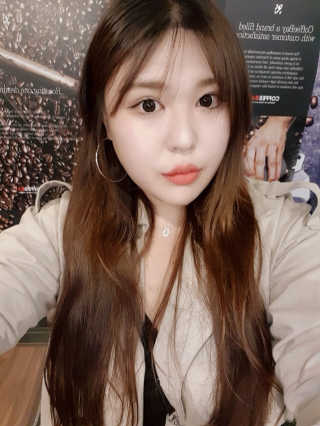 스킨79 비타빔 듀얼 파운데이션 — 4점을 준 리뷰어가 2018년 11월 올린 사용 사진