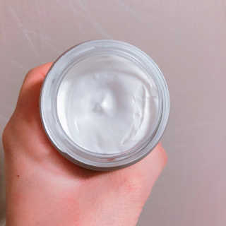 메이니 화이트 신드라 크림 70ml — 4.5점을 준 리뷰어가 2018년 4월 올린 사용 사진