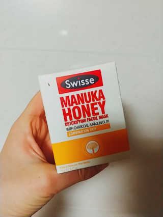 SWISSE 스위스 마누카 허니 디톡시파잉 페이셜 마스크 — 3.5점을 준 리뷰어가 2020년 1월 올린 사용 사진