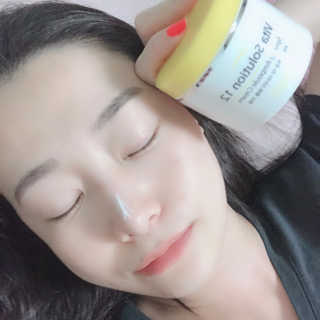 지고트 비타솔루션12 시너지 앰플 크림 100ml — 4점을 준 리뷰어가 2019년 6월 올린 사용 사진