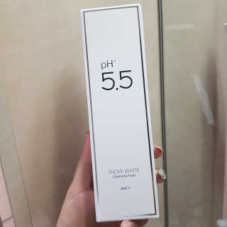 포므시 스노우화이트클렌징폼pH5.5 — 5점을 준 리뷰어가 2019년 10월 올린 사용 사진