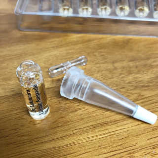 크리앙홀딩스 닥터 락슈미라 4D 리프팅 앰플 — 5점을 준 리뷰어가 2019년 7월 올린 사용 사진
