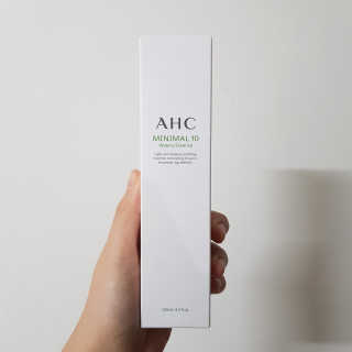 AHC 에이 에이치 씨 미니멀 10 워터리 에센스 — 5점을 준 리뷰어가 2018년 12월 올린 사용 사진