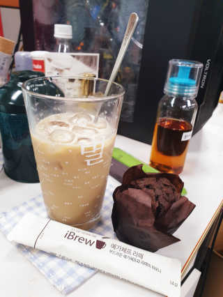 한국맥널티 아이브루 라떼 10T 3종 — 5점을 준 리뷰어가 2019년 10월 올린 사용 사진