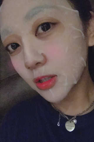 땡큐파머 미라클 에이지 리페어 코튼마스크 — 4점을 준 리뷰어가 2018년 7월 올린 사용 사진