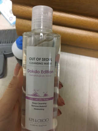 킴앤추 (KIM&CHOO) 아웃오브서울-독도 클렌징워터or 밸런싱토너 — 4.5점을 준 리뷰어가 2018년 12월 올린 사용 사진