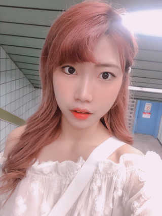 [블랙루즈] 컬러 락 하트 틴트 1+1 — 5점을 준 리뷰어가 2019년 8월 올린 사용 사진