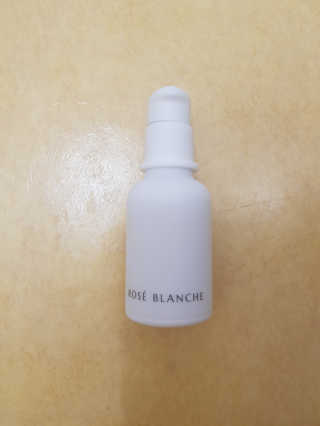 ROSE BLANCHE 로제블랑쉐 인텐시브 수딩 세럼 — 5점을 준 리뷰어가 2019년 7월 올린 사용 사진