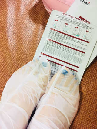 OMYLIFE Skin Freyia Foot Peeling — 2.33점을 준 리뷰어가 2018년 6월 올린 사용 사진
