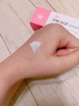 이지듀 디더블유 이지에프 크림 — 4점을 준 리뷰어가 2017년 2월 올린 사용 사진