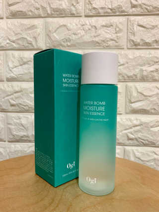 오지아이 워터 밤 모이스처 스킨 에센스 180ml — 4점을 준 리뷰어가 2019년 12월 올린 사용 사진