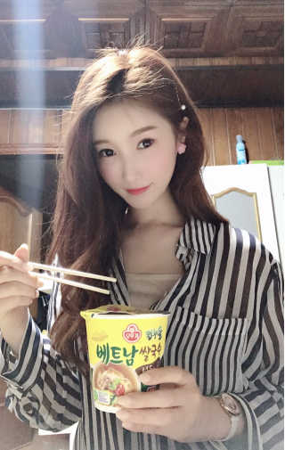 모델윤지님이 올린 리뷰 사진 1