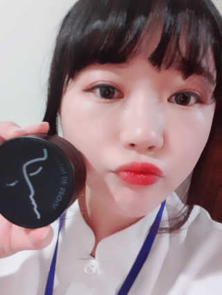 자빈드서울 윙크 파운데이션 팩트 — 4점을 준 리뷰어가 2019년 6월 올린 사용 사진