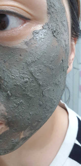 글랜무어 세범리스 머드 딥 컨트롤 팩 — 5점을 준 리뷰어가 2018년 5월 올린 사용 사진