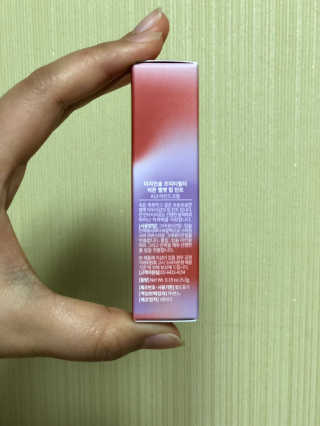 터치인솔 프리티필터 쉬폰 벨벳 립틴트 비비드팝 컬렉션 — 4.5점을 준 리뷰어가 2019년 3월 올린 사용 사진