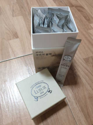 [하우투잇] 뤼에르 쿠르브 블랙 10ml x 30포 총 300ml — 4.5점을 준 리뷰어가 2020년 3월 올린 사용 사진