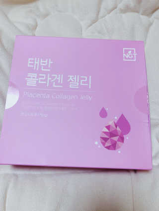 네츄럴굿띵스 태반 콜라겐 젤리 15포 — 5점을 준 리뷰어가 2018년 12월 올린 사용 사진