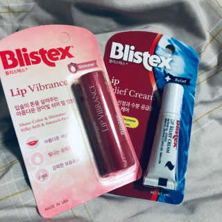 블리스텍스 립 릴리프 크림 립밤, 립 바이브런스 립밤 — 5점을 준 리뷰어가 2018년 11월 올린 사용 사진