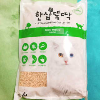 [펫토리아] BEST 고양이두부모래 6L 한삽뚝딱 — 5점을 준 리뷰어가 2019년 1월 올린 사용 사진