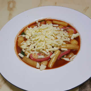 미쓰리떡볶이 just 10 min 패키지 — 5점을 준 리뷰어가 2018년 5월 올린 사용 사진