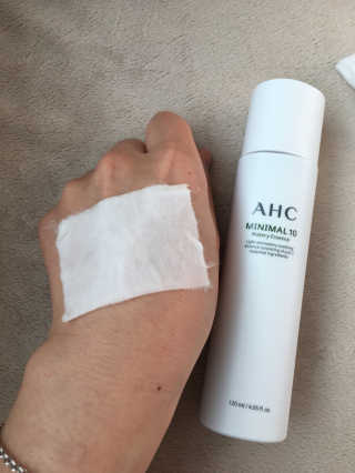 AHC 에이 에이치 씨 미니멀 10 워터리 에센스 — 3.5점을 준 리뷰어가 2018년 12월 올린 사용 사진