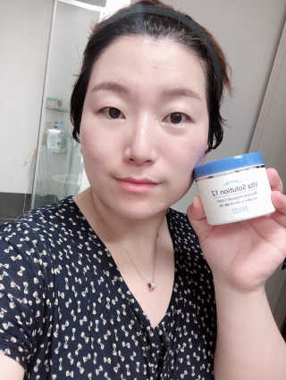 지고트 비타솔루션12 모이스처 앰플 크림 100ml — 3.5점을 준 리뷰어가 2019년 6월 올린 사용 사진