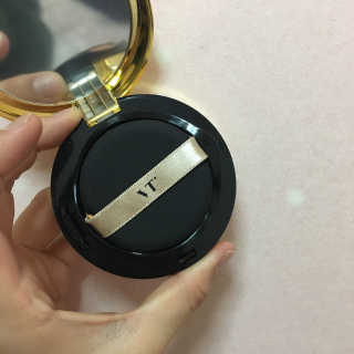 브이티 코스메틱 VT 리얼 콜라겐 팩트 — 3.83점을 준 리뷰어가 2017년 4월 올린 사용 사진