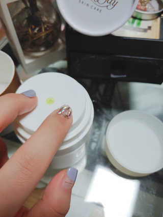 GoodDay Skincare GoodDay 강황크림 50g — 3점을 준 리뷰어가 2020년 1월 올린 사용 사진