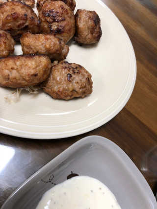 네이처플로우 전주촌놈떡갈비완자450g — 5점을 준 리뷰어가 2018년 10월 올린 사용 사진