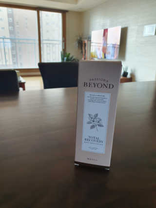 비욘드 토탈리커버리 모이스처라이저 200ml — 5점을 준 리뷰어가 2020년 1월 올린 사용 사진