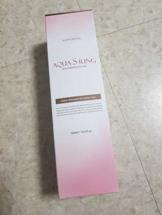 아쿠아큐링 아쿠아S링 퓨어리프레싱 헤어케어 500ml — 5점을 준 리뷰어가 2018년 7월 올린 사용 사진