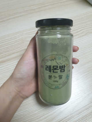 초능력 국내산 레몬밤 분말 — 5점을 준 리뷰어가 2019년 8월 올린 사용 사진