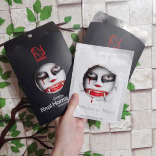 하이힐 리얼 호러마스크팩, HiHEEL REAL HORROR MASKPACK 하이힐 리얼 호러마스크팩-드라큐라 — 4.5점을 준 리뷰어가 2016년 12월 올린 사용 사진