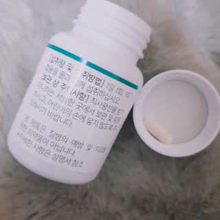 라플레 염창환 박사의 3세대 유산균, 인빅터스 프로 — 5점을 준 리뷰어가 2019년 11월 올린 사용 사진