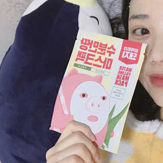 미팩토리 수분 만땅 마스크팩 5매 — 4.33점을 준 리뷰어가 2018년 2월 올린 사용 사진
