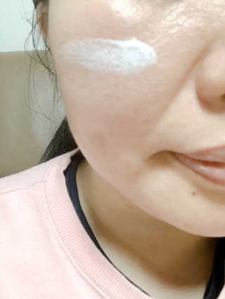 보나쥬르 멜팅 글로우 카밍 크림 50ml — 4.5점을 준 리뷰어가 2020년 1월 올린 사용 사진